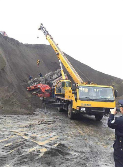 文圣区上犹道路救援